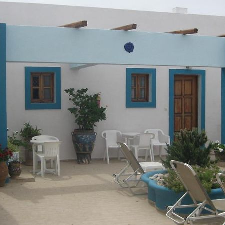 Aparthotel Theodora Makrýgialos Exterior foto